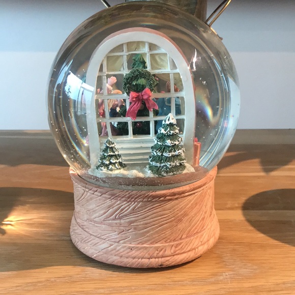 Vintage The San Francisco Music Box We Wish You A Merry Christmas Snow Globe - Picture 2 of 6